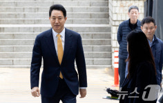 법정 향하는 오세훈 시장