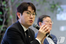 모두 발언하는 하정우 AI미래기획수석
