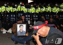 CU 진주물류센터 앞에서
