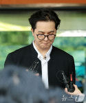'부실 복무 의혹' 송민호, 징역 1년 6개월 구형