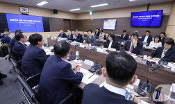 항공·관광업계 현장간담회 나선 고용부
