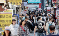 ‘슈퍼 골든위크’ 기대감 커지는 명동
