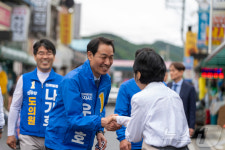 홍천 찾은 우상호 강원도지사 후보