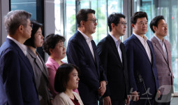 경찰청 항의 방문한 국민의힘