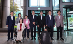 경찰청 항의 방문한 국민의힘