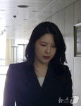 '이원택 식사비 대납의혹' 김슬지 도의원 경찰 조사 출석