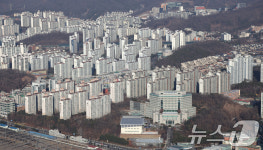 집값 오르지도 않았는데 규제 웬 말…불만 쏟아내는 용인 기흥 주민