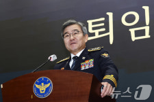퇴임 소회 밝히는 박성주 경찰청 국수본부장