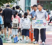김경호 광진구청장, 학교앞 소통 지속…방학 전 18개 초등학교 찾는다