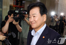 정동영 장관 업무보고 입장 밝혀