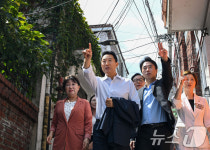 용산 서계·청파 정비사업 현장 살피는 오세훈 시장