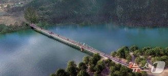 영동군 월류봉 출렁다리 조성 차질…200m 진입로 난제