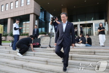 사표 제출한 정성호 법무장관
