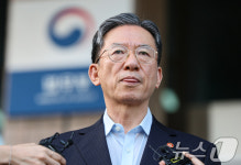 정성호 법무장관 사직서 제출…