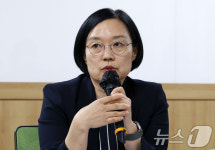 모두발언하는 한성숙 국무총리