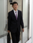 인사청문회 준비 위해 출근하는 최길수 특별감찰관 후보자