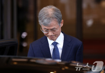 조희대 대법원장 “심려 끼쳐 국민께 죄송
