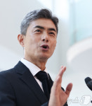 지명 소감 밝히는 강신철 국방장관 후보자