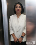 굳은 얼굴로 출근하는 용혜인 후보자