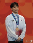 배영 100m 동메달 획득한 이주호