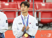 한일전 결승골의 주인공 엄지성