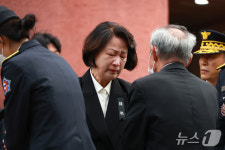 추미애, '소방 재정 빨대' 발언 다시 고개 숙여…