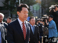 '여론조사 대납' 항소심 무죄 판결 받은 오세훈 시장