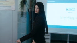 아일릿, 깜찍한 블랙 요원으로 변신…'체포하겠어' MV 티저 공개