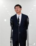 질문에 답하는 최길수 특별감찰관