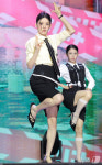 아일릿 민주, 미모의 블랙요원