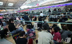 인천공항 항공사 발권 시스템 장애…체크인 차질