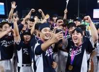한국 야구, 아시안게임 4연패 달성…대만에 설욕