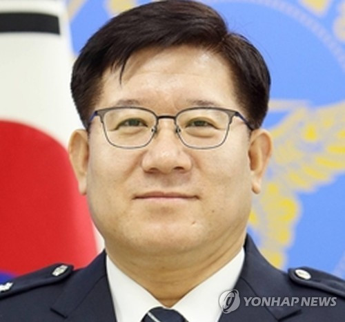 이호영 경찰청장 윤석열 대통령 지지자들에 대한 훈방 약속 없다 밝혀