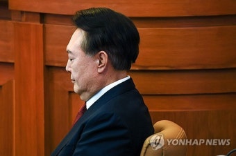 '내란 혐의 구속기소' 윤석열 대통령, 법원에 구속취소 청구