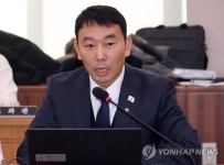 김용민 