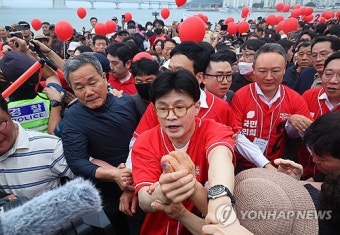 한동훈, 부산서 첫 지원유세…