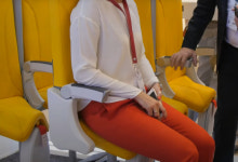 서서 해외여행 간다?…비행기 입석 검토에 노예선이냐 비난
