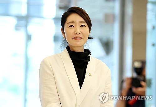 여야 갈등 속 강선우·이진숙 후보자 임명 논란 계속...대통령, 최종 결정은?- 혼란 속 청문 보고서 합의 논란 지속 중