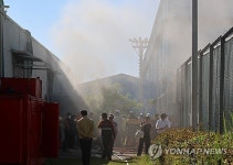 전남 영암 HD현대삼호 화재…9시간 만에 초기 진화