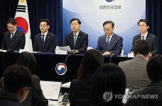 구윤철 