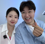 박수홍, '항공기 지연 출발' 원인 제공해 뭇매…