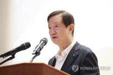 이찬진 