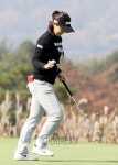 [포토] 갤러리에 인사하는 전미정