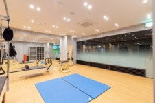 YG QED, 강남 최대 규모의 골프 아카데미 오픈