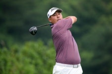 36홀 최저타 이원준, KPGA 선수권 대회 2R 단독 선두