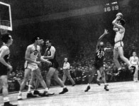 스테판 커리,  점프슛 창시자 일대기 농구영화 제작자로 나섰다