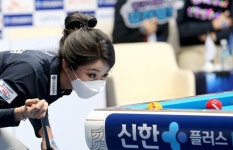 여제 김가영, 원큐 원킬. 한꺼번에 11점 퍼펙트. 개인전 3연승-PBA 팀리그