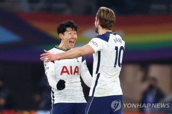 “케인, 손흥민 바이에른 뮌헨으로 이적하면 토트넘 떠날 것”(대니 밀스)...