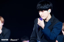 [HD포토] 음악에 심취했어ㅣ세븐틴 원우