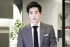수호, ‘리치맨’ 스틸 공개…천재 사업가로 변신